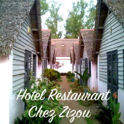 Hotel Chez Zizou Manakara Extérieur photo