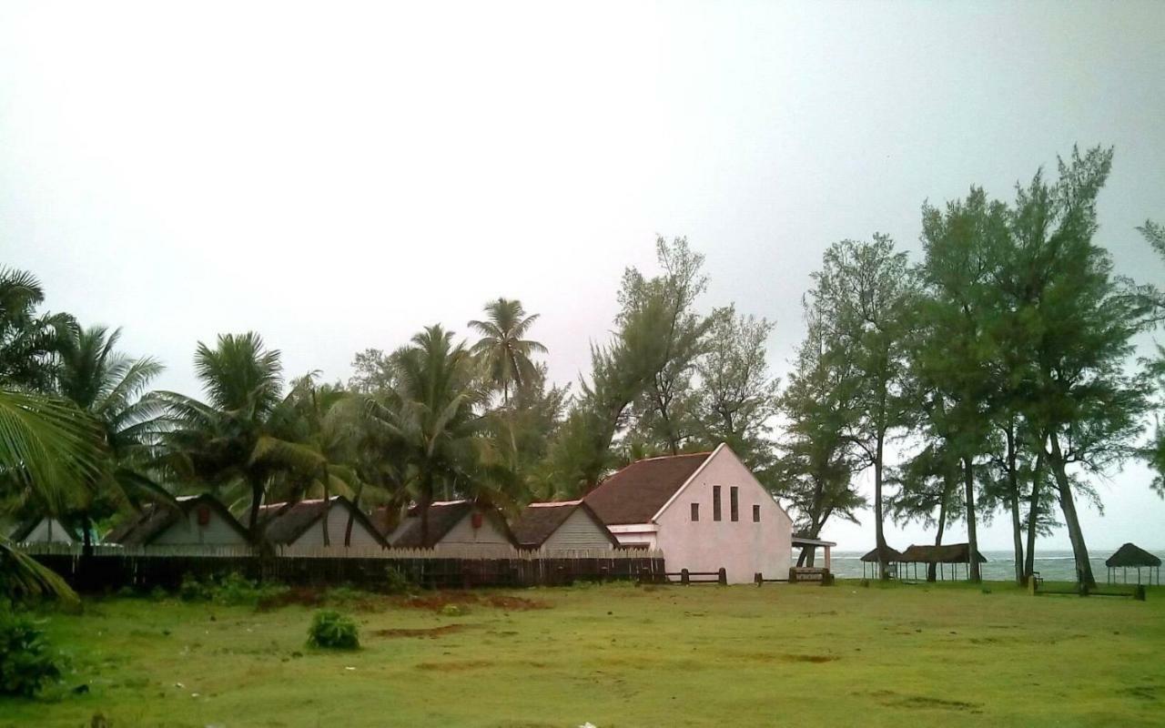 Hotel Chez Zizou Manakara Extérieur photo